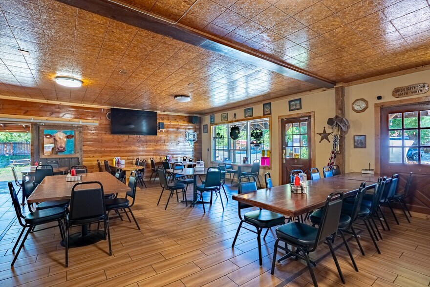 1454 Old Hwy 97, Malott, WA à vendre - Photo du bâtiment - Image 3 de 18