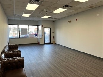 430-432 Massachusetts Ave, Arlington, MA for lease - Interior Photo - Image 2 of 7