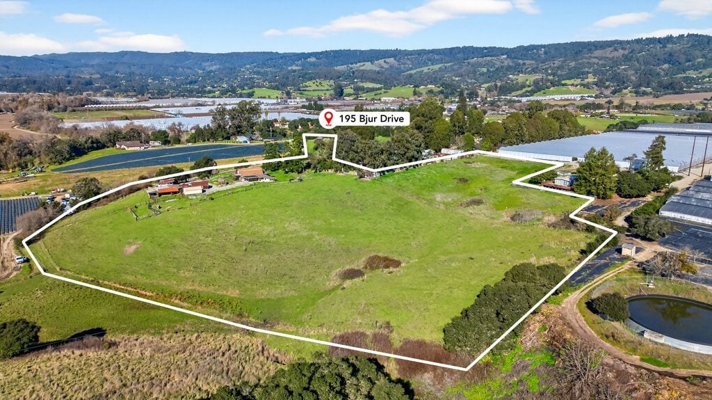 195 Bjur Dr, Watsonville, CA for sale Primary Photo- Image 1 of 26