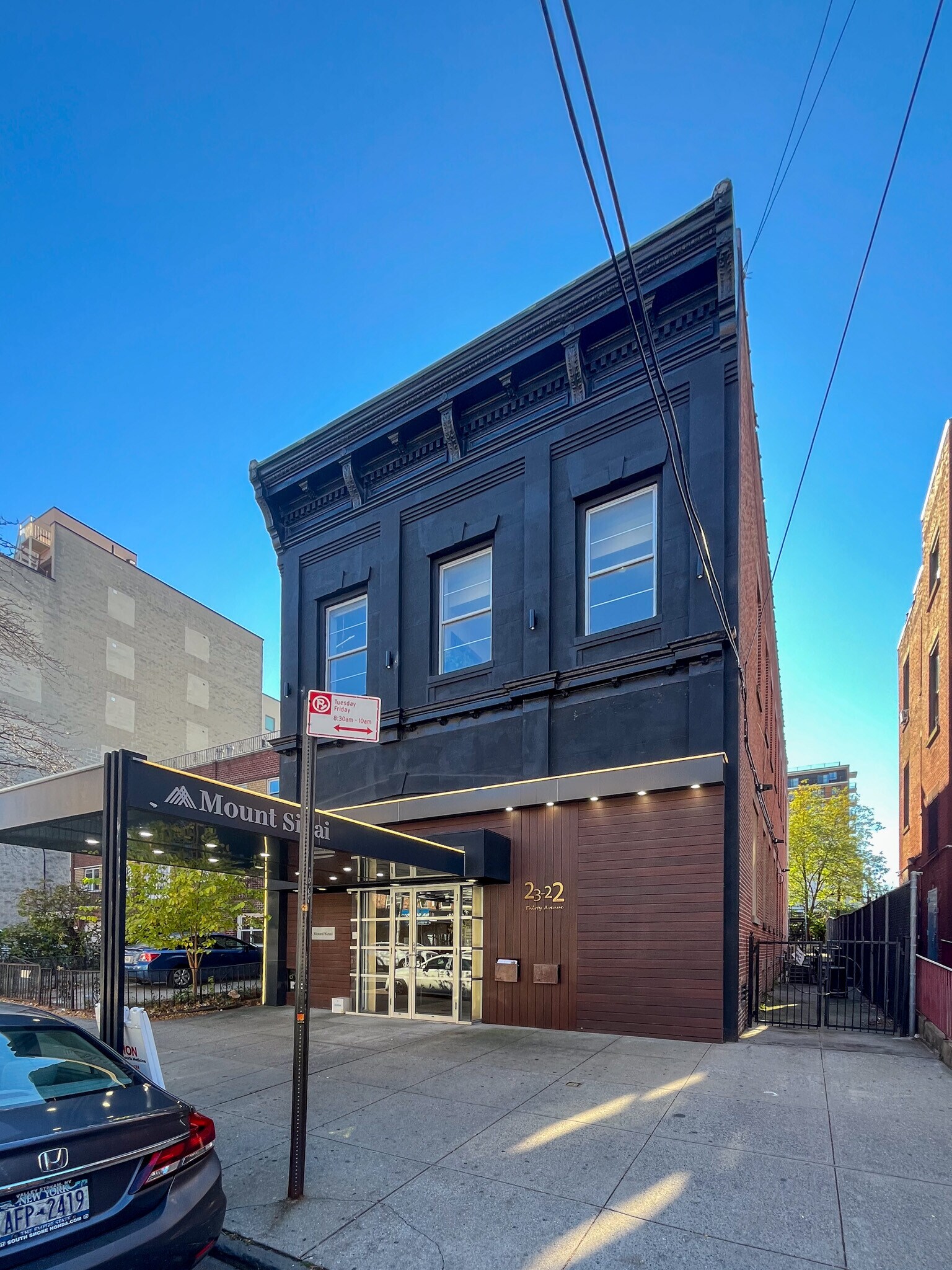 23-22 30th Ave, Astoria, NY à vendre Photo du bâtiment- Image 1 de 10