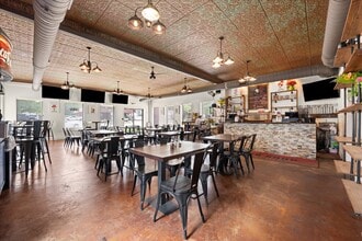 629 W Main St, Yukon, OK for lease Interior Photo- Image 2 of 51