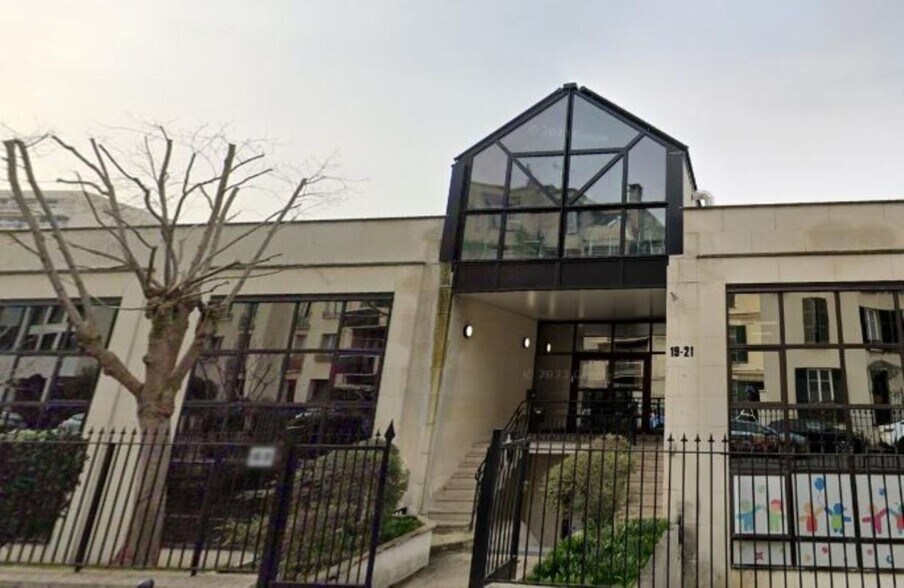 17-21 Rue Saint-Denis, Boulogne-Billancourt à louer - Photo du bâtiment - Image 2 de 15