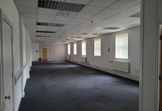 Carlyle Rd, Kirkcaldy for lease Interior Photo- Image 1 of 4