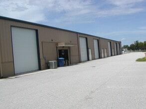 1849 Benchmark Ave, Fort Myers, FL for lease Building Photo- Image 1 of 24