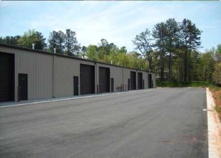 6065 Parkway North Dr, Cumming, GA à louer - Photo du bâtiment - Image 3 de 8