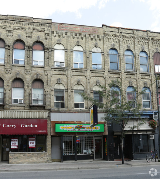 344.5 Richmond St, London, ON à vendre - Photo principale - Image 1 de 5