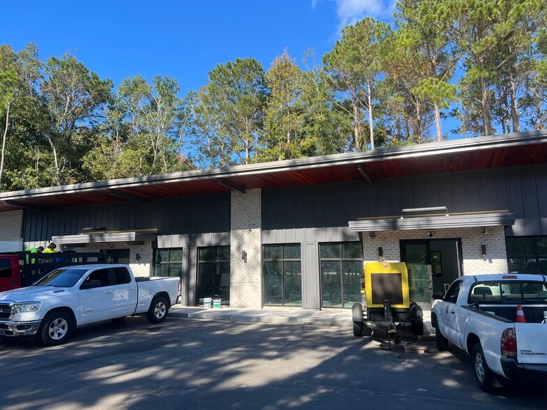 N Hwy 17 & Greythorne Dr, Mount Pleasant, SC for lease - Building Photo - Image 3 of 4
