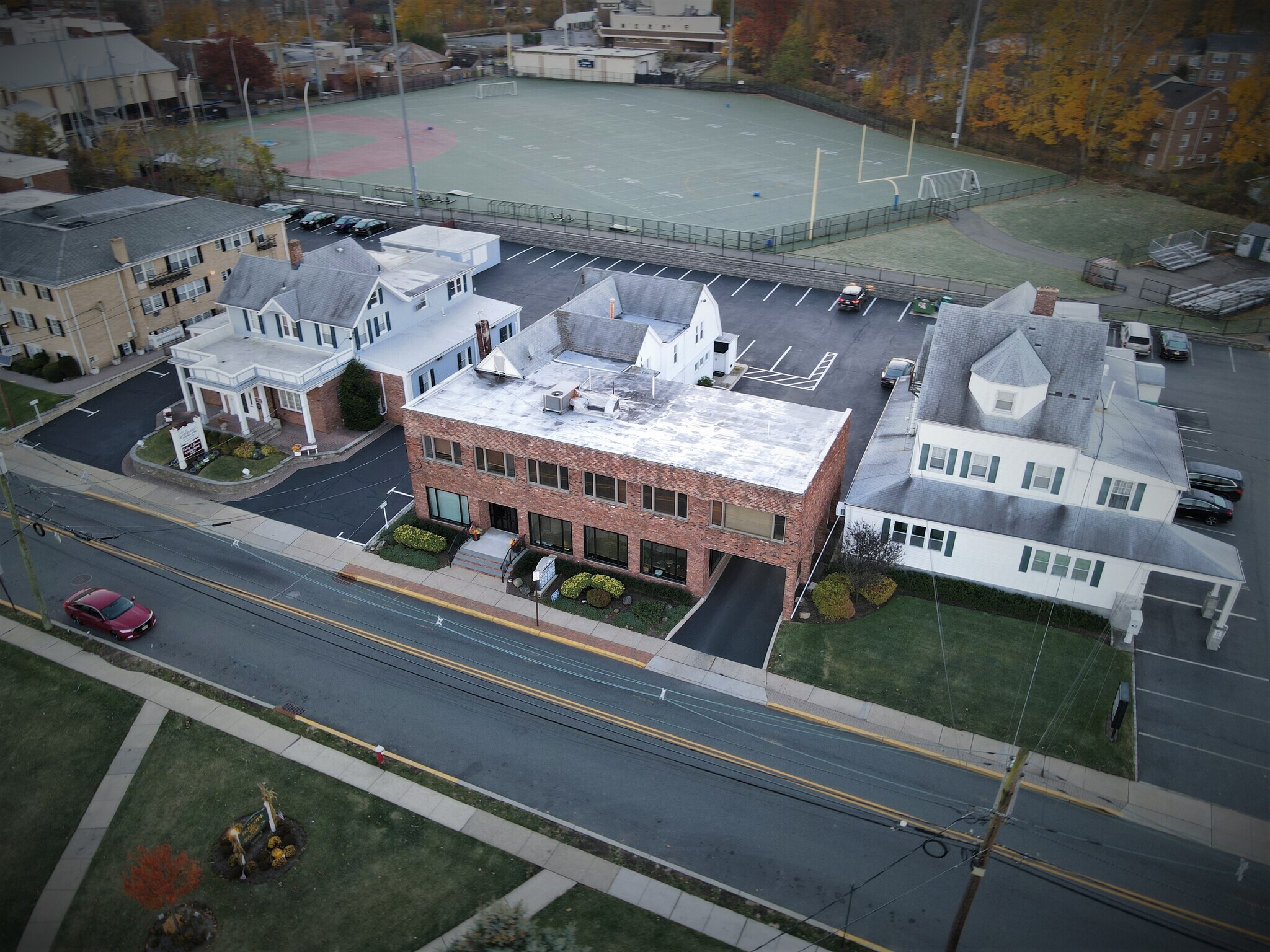 60 Roseland Ave, Caldwell, NJ à louer Photo du bâtiment- Image 1 de 9