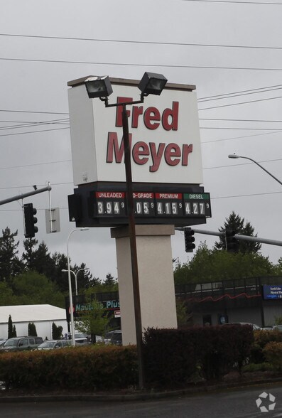 1839 Molalla Ave, Oregon City, OR à louer - Photo du bâtiment - Image 2 de 4