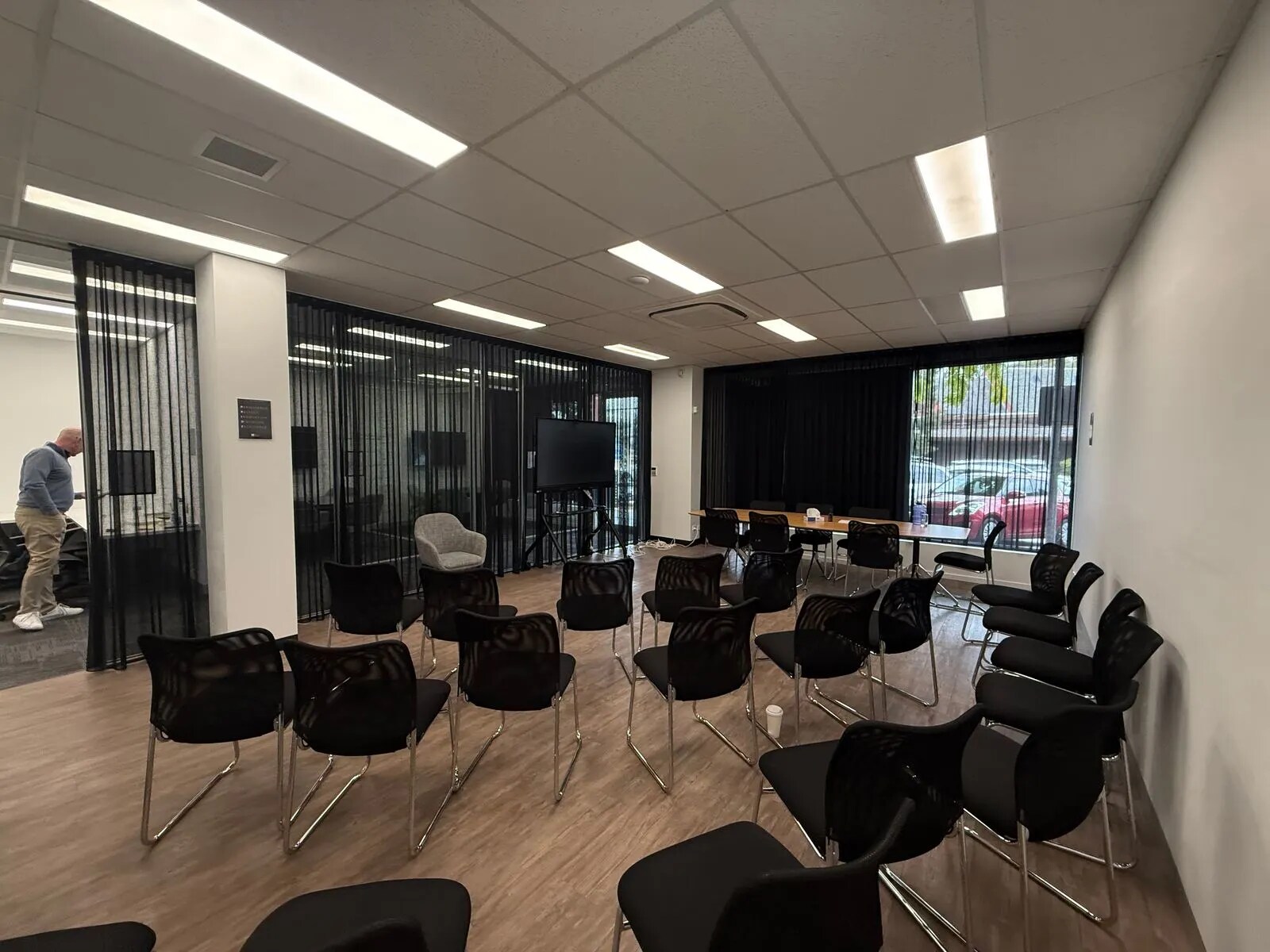 10 Park Rd, Cheltenham for lease Interior Photo- Image 1 of 2