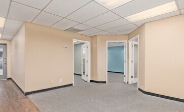 5815 N Black Canyon Hwy, Phoenix, AZ for lease Building Photo- Image 2 of 7