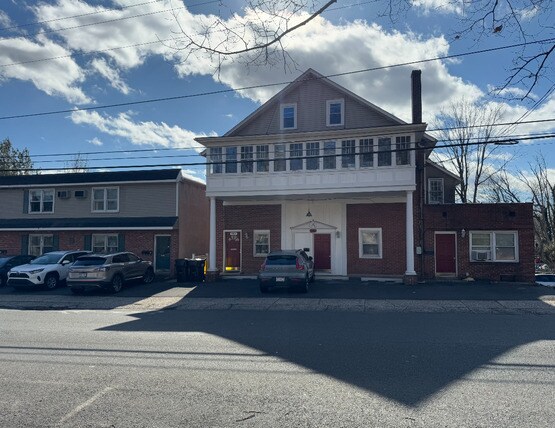 100-120 Green St, Doylestown, PA à vendre - Photo du bâtiment - Image 1 de 1