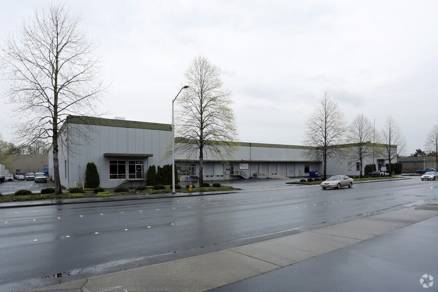 1000-1006 Andover Park E, Tukwila, WA for lease - Building Photo - Image 3 of 8