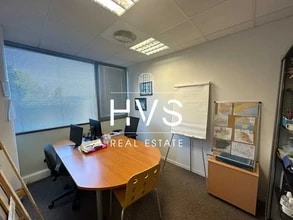 Office in Aix-en-Provence for lease Interior Photo- Image 2 of 5