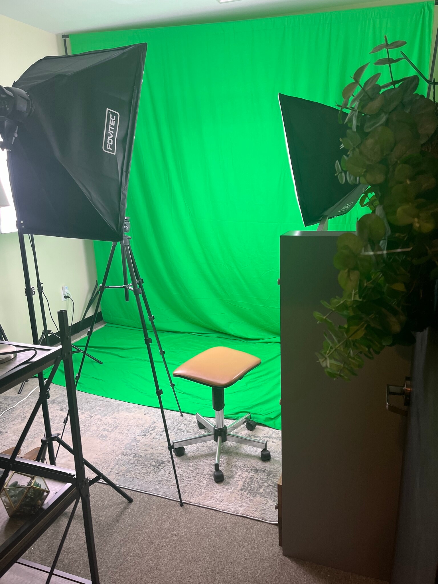 1302 N Shepherd Dr, Houston, TX for lease Interior Photo- Image 1 of 2