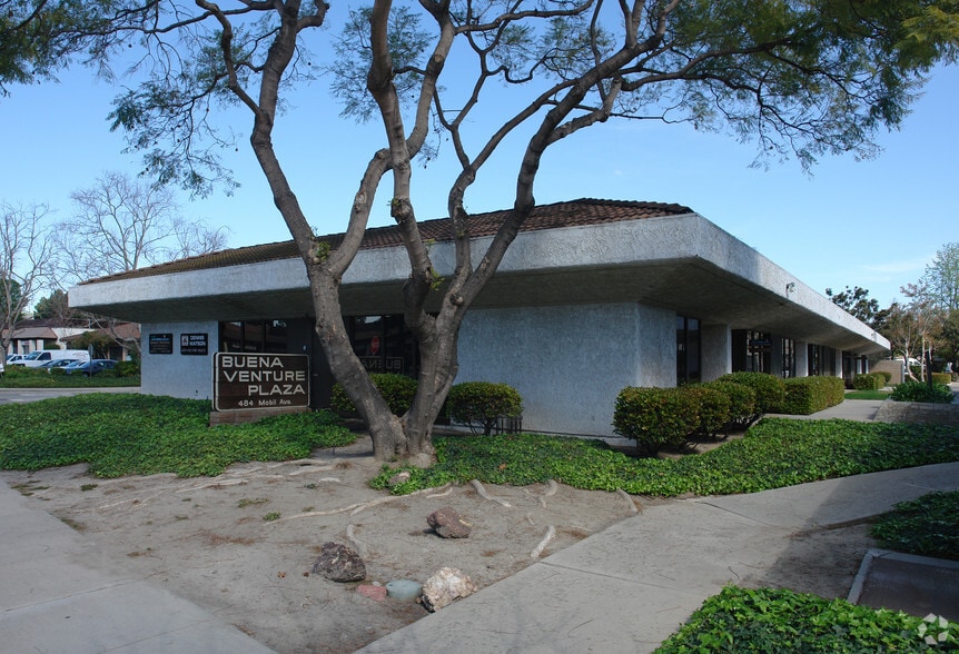 484 Mobil Ave, Camarillo, CA for sale - Building Photo - Image 3 of 4