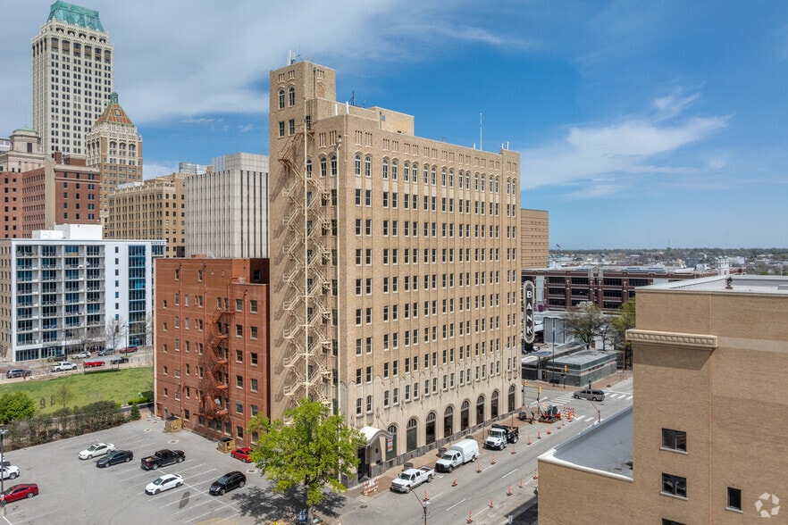 624 S Boston Ave, Tulsa, OK for sale - Building Photo - Image 1 of 30