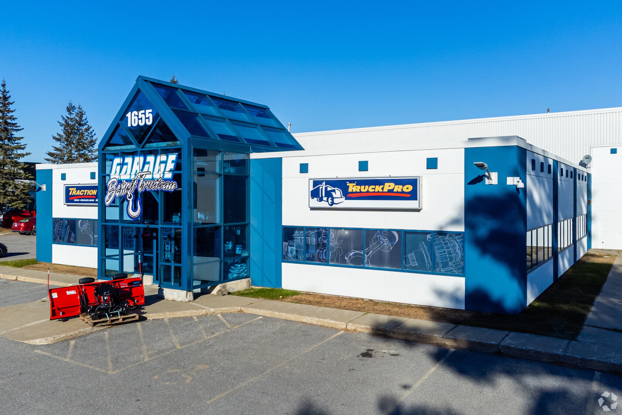 1655 Rue Atmec, Gatineau, QC for sale Primary Photo- Image 1 of 1