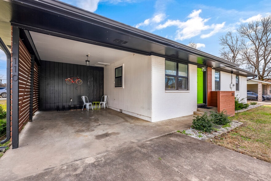 110 SE 13th St, Bentonville, AR à vendre - Photo du bâtiment - Image 2 de 22