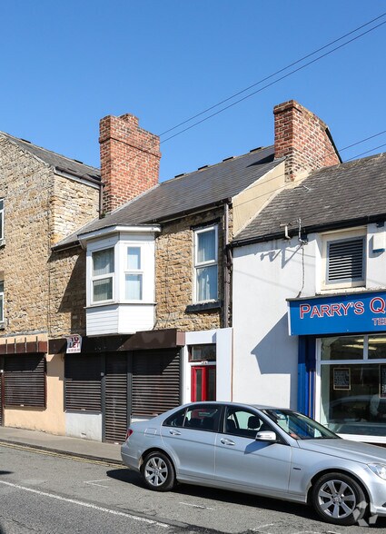 27 Front St, Houghton Le Spring à vendre - Photo du bâtiment - Image 2 de 3