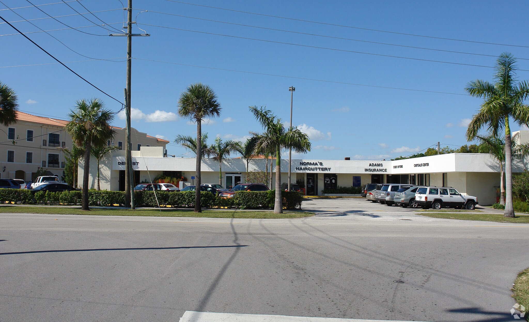 17998 Franjo Rd, Miami, FL for lease Primary Photo- Image 1 of 5