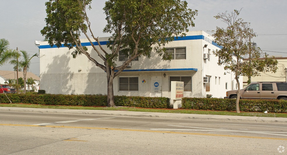 55 SW 10th St, Deerfield Beach, FL for sale - Building Photo - Image 2 of 34