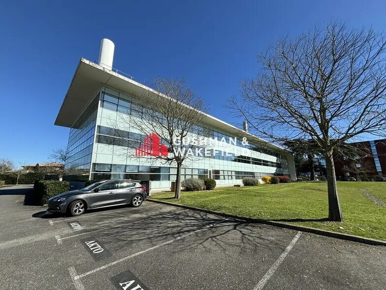 10 Rue Claude-Marie Perroud, Toulouse for lease - Building Photo - Image 2 of 6