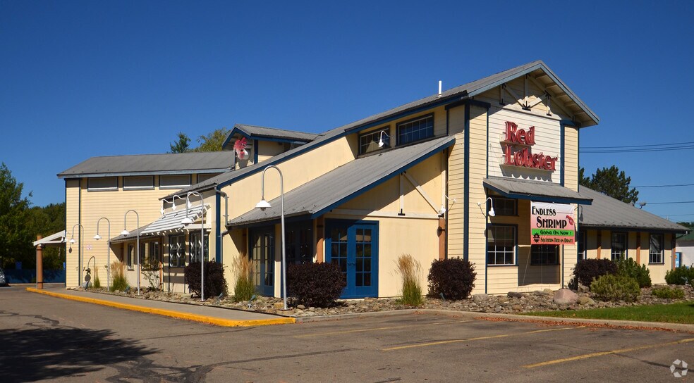 280 E Fairmount Ave, Lakewood, NY à louer - Photo du bâtiment - Image 3 de 3