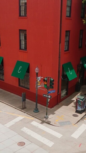 746 Tchoupitoulas St, New Orleans, LA à vendre - Vidéo sur l’inscription commerciale - Image 2 de 2