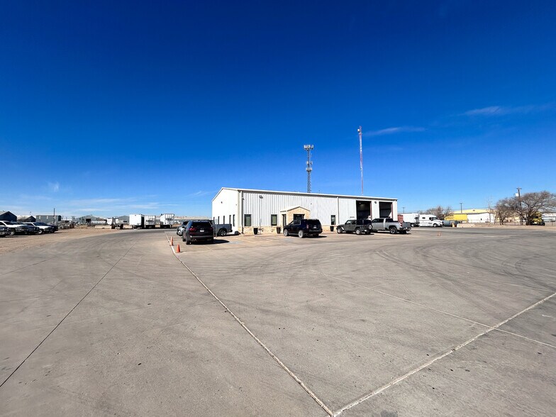 4606 M.l. King Jr. Boulevard, Lubbock, TX à vendre - Photo du bâtiment - Image 2 de 12