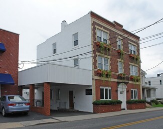 Plus de détails pour 121 Regent St, Port Chester, NY - Commerce de détail à vendre
