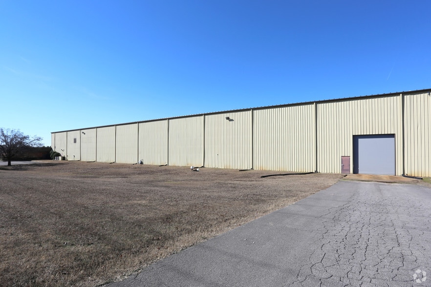 3900 Pinson Valley Pky, Birmingham, AL for lease - Building Photo - Image 3 of 4