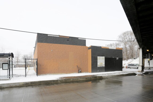 Plus de détails pour 3900 S Western Ave, Chicago, IL - Commerce de détail à louer