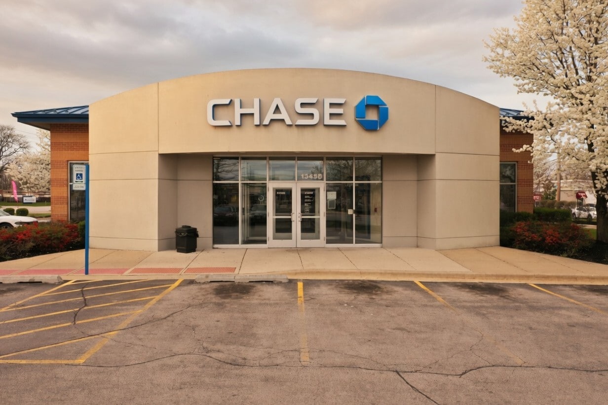 2943 Richland Ave, Louisville, KY for sale Primary Photo- Image 1 of 3