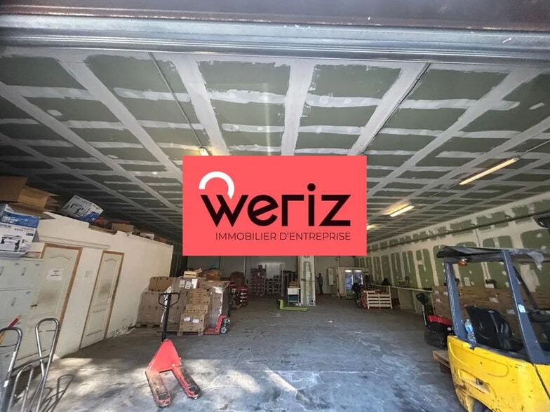 Office in Rousset for lease - Interior Photo - Image 2 of 4