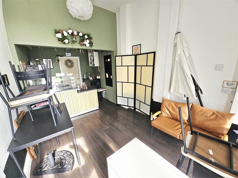 1395-1397 London Rd, Leigh On Sea for lease - Building Photo - Image 2 of 5