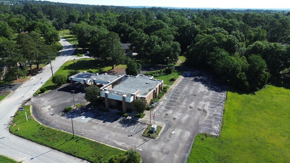 1749 Gordon Hwy, Augusta, GA à louer - Photo du bâtiment - Image 2 de 27