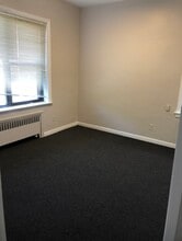 28-36 Merrick Ave, Merrick, NY à louer Photo intérieure- Image 1 de 4