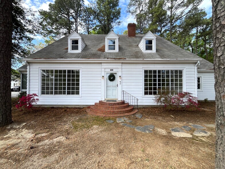 7581 Cold Harbor Rd, Mechanicsville, VA à vendre - Photo du bâtiment - Image 2 de 38