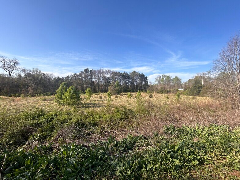 Kannapolis Pky, Kannapolis, NC à vendre - Photo du bâtiment - Image 1 de 7