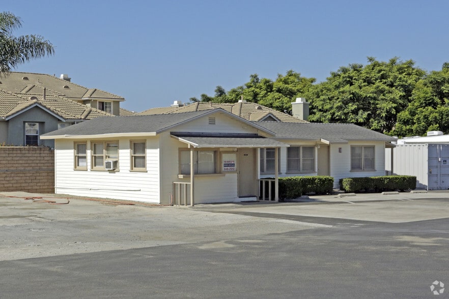 2457 N Ventura Ave, Ventura, CA for lease - Building Photo - Image 2 of 8