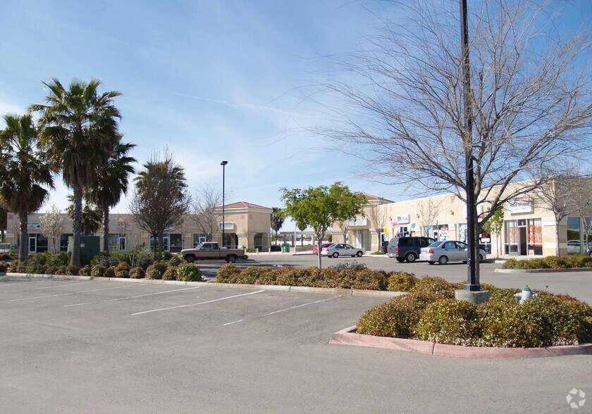 21651 W Manning Ave, San Joaquin, CA à louer - Photo du bâtiment - Image 2 de 18