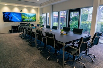 30 Executive Park, Irvine, CA à louer Photo intérieure- Image 1 de 6