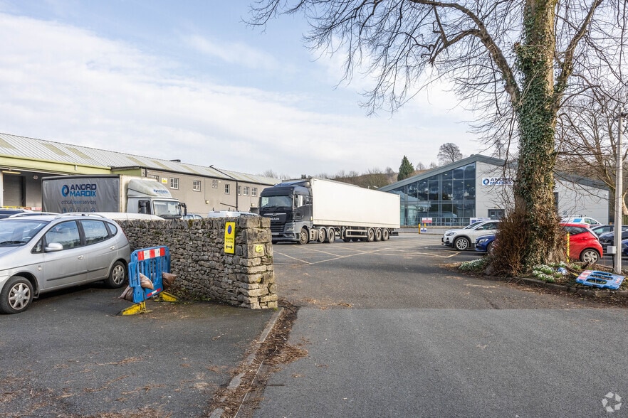Aynam Rd, Kendal for lease - Building Photo - Image 3 of 3
