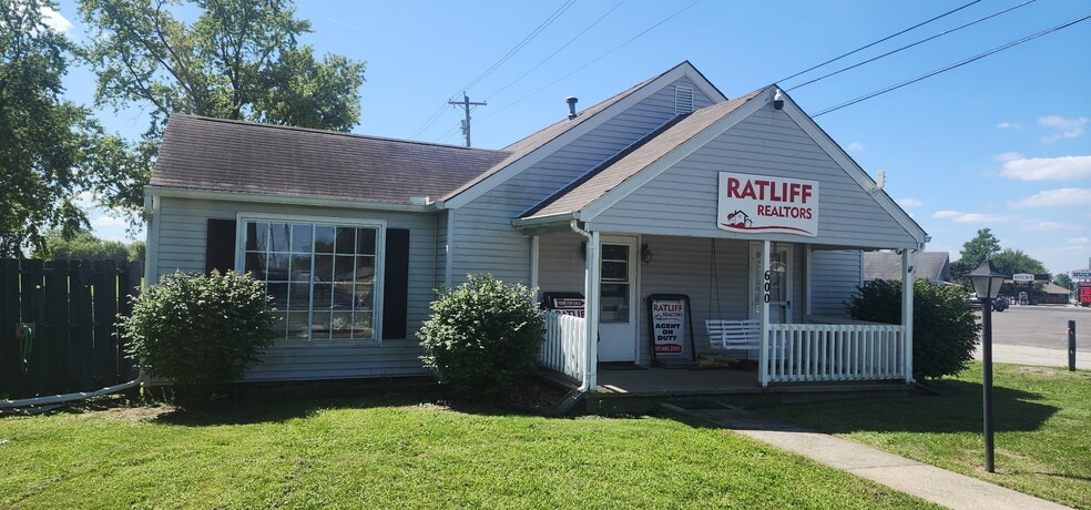 600 E Broadway St, Fortville, IN for sale - Building Photo - Image 2 of 3