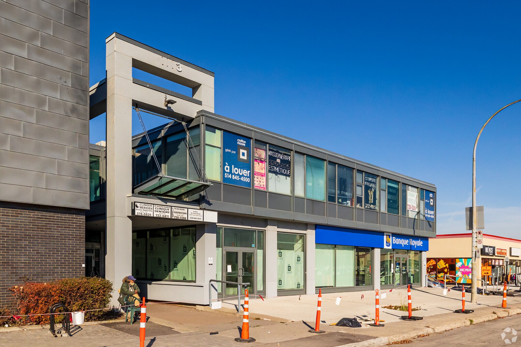 4113-4119 Rue Jean-Talon E, Montréal, QC à louer Photo du bâtiment- Image 1 de 7