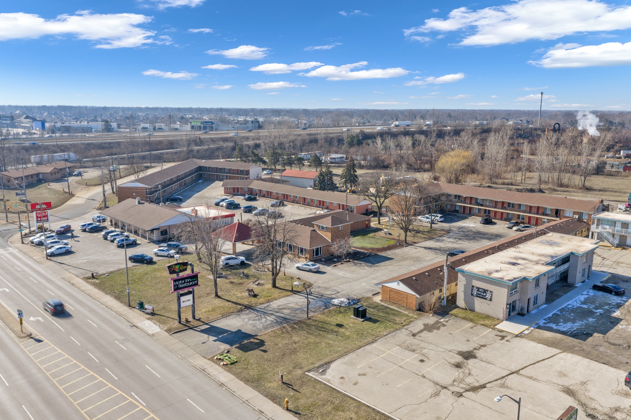 2889 Howard Av, Windsor, ON for sale Primary Photo- Image 1 of 59