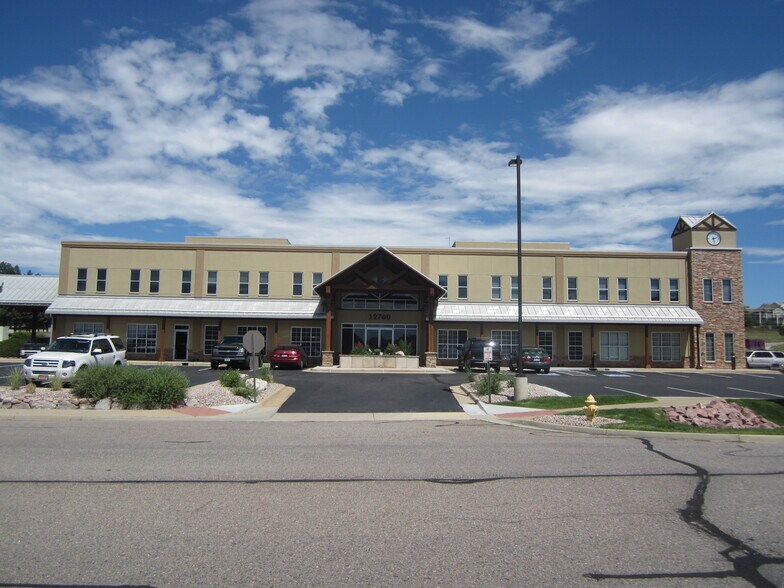 12760 Stroh Ranch Way, Parker, CO à louer - Photo du bâtiment - Image 3 de 8