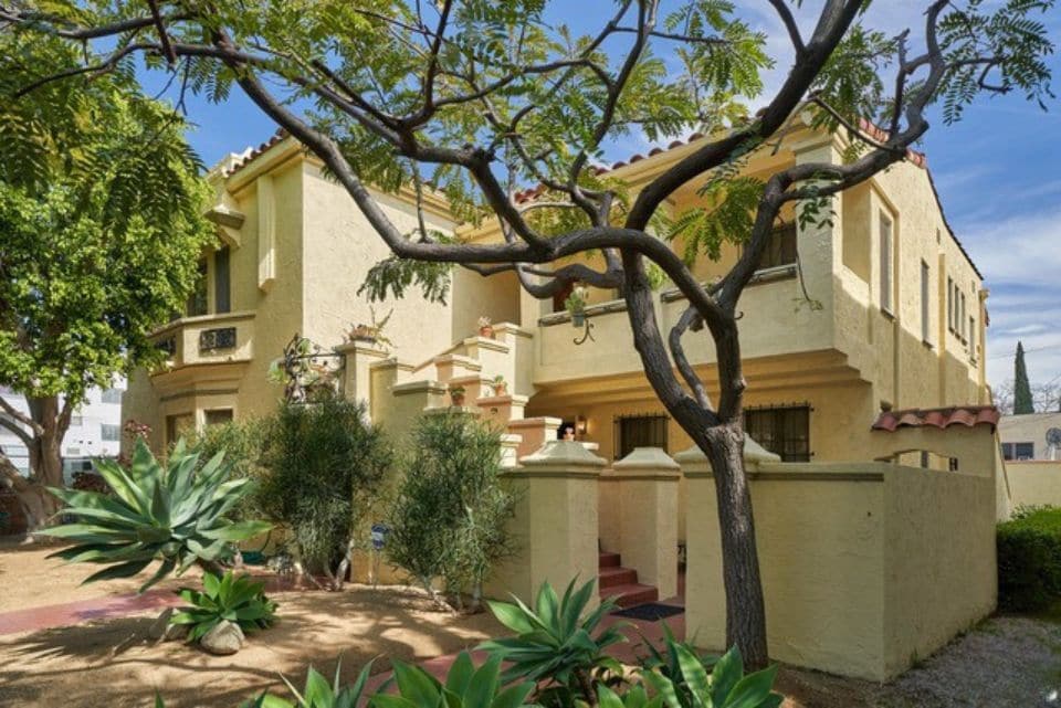 150 N La Peer Dr, Beverly Hills, CA for sale Building Photo- Image 1 of 19