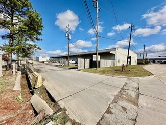 Plus de détails pour 1605 Genoa Red Bluff Rd, Pasadena, TX - Industriel à louer